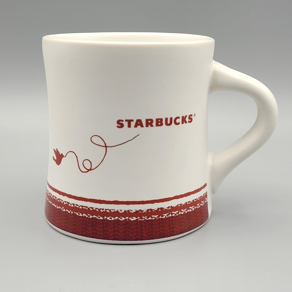 Starbucks ceramic mug w/red sweater knit pattern, 10 fl. oz/ 297 ml